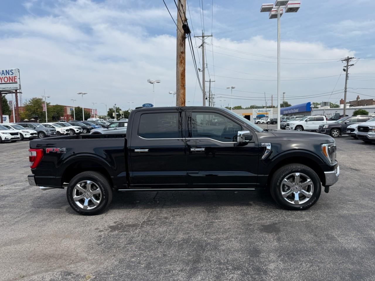 Ford F-150 Vehicle Full-screen Gallery Image 05