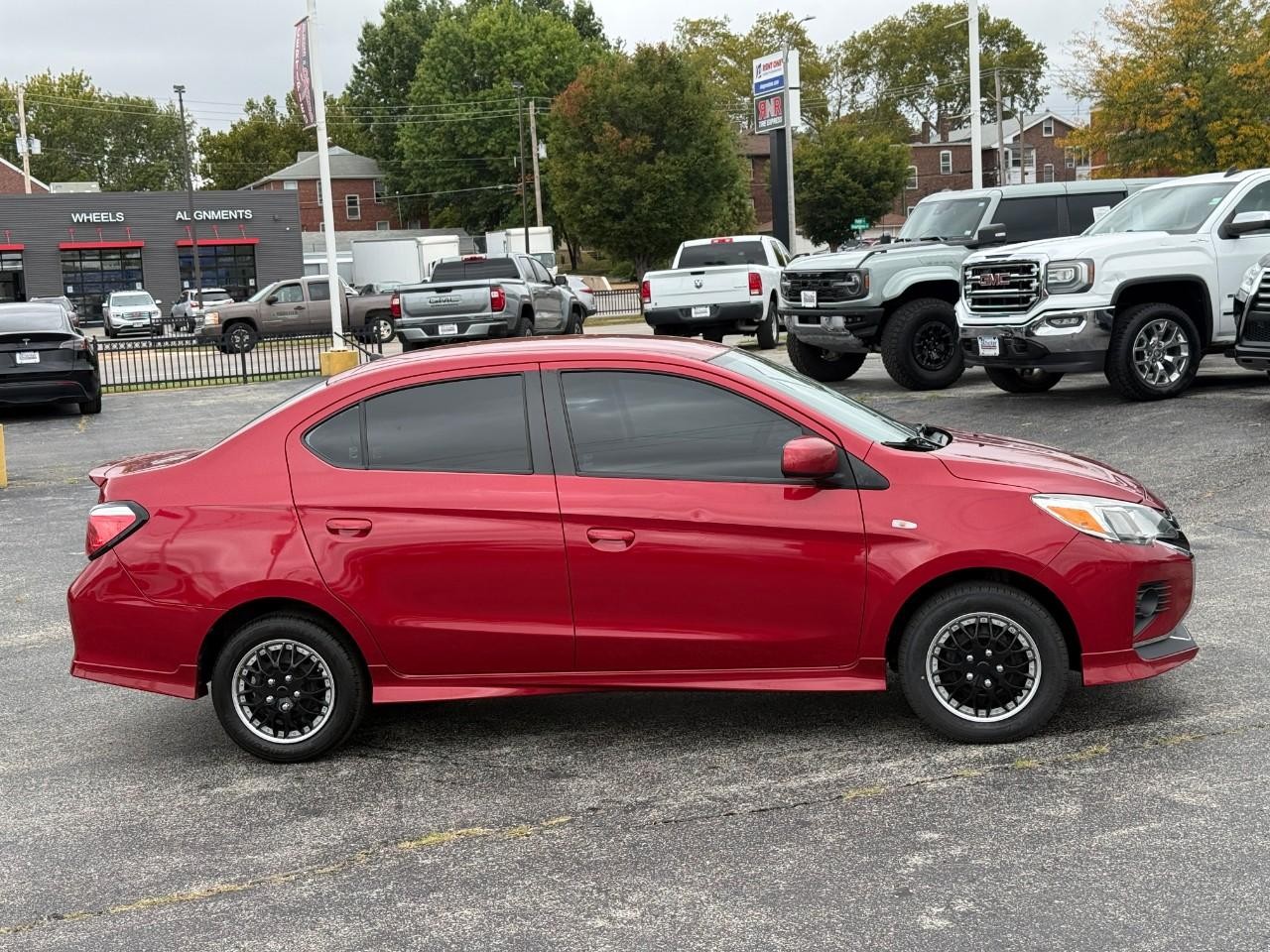 Mitsubishi Mirage G4 Vehicle Full-screen Gallery Image 05