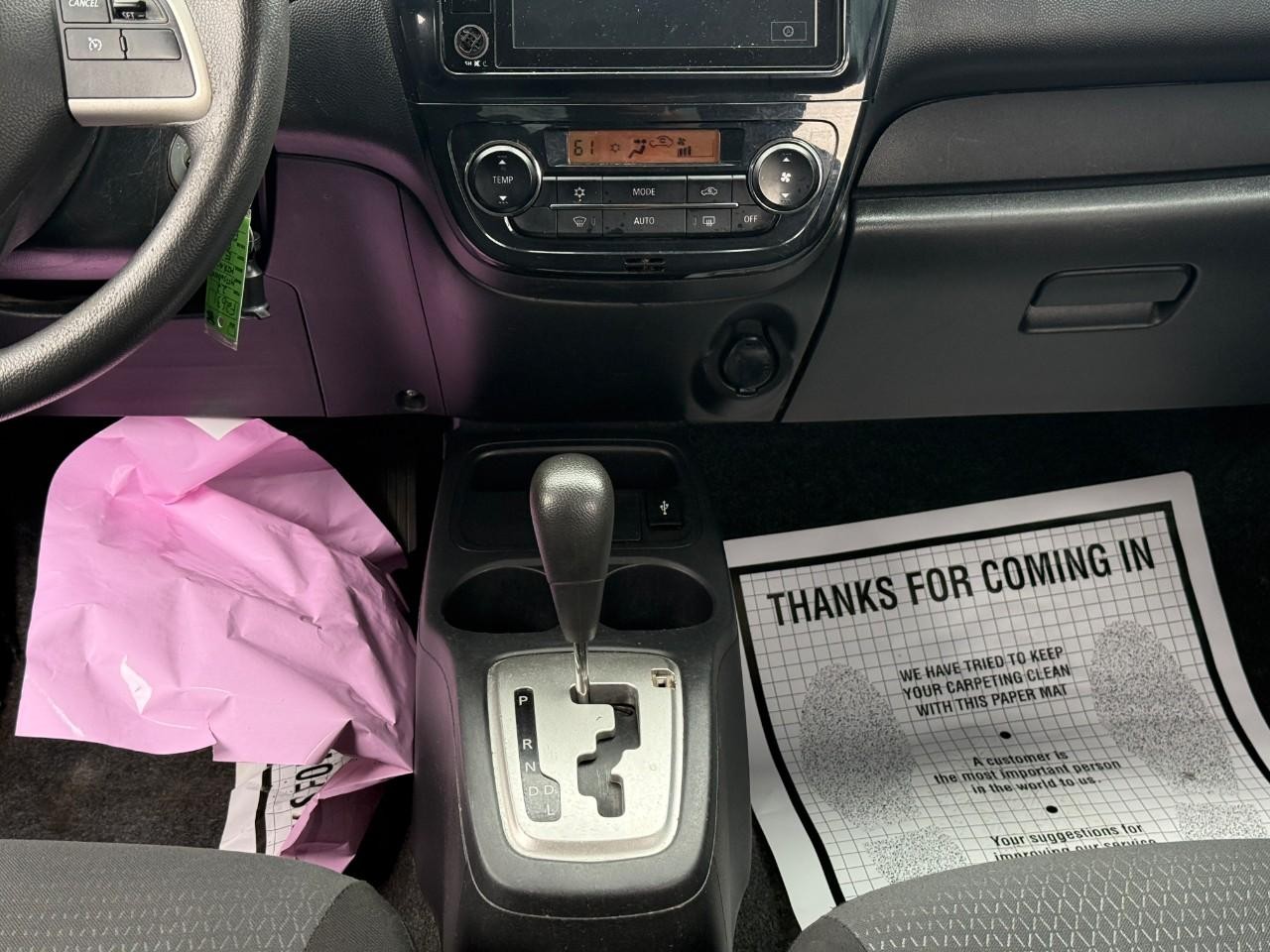 Mitsubishi Mirage G4 Vehicle Full-screen Gallery Image 13