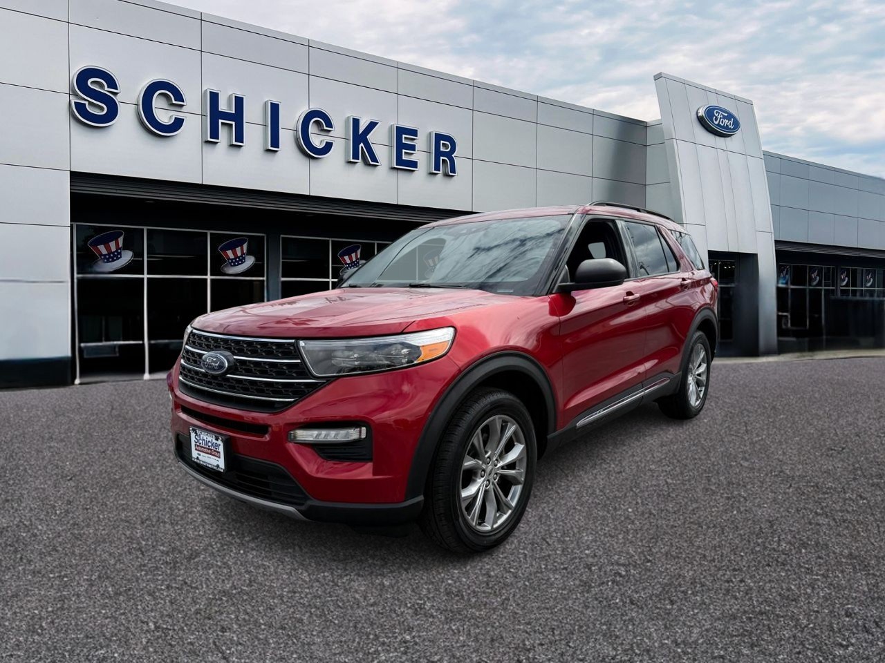 Ford Explorer Vehicle Full-screen Gallery Image 04