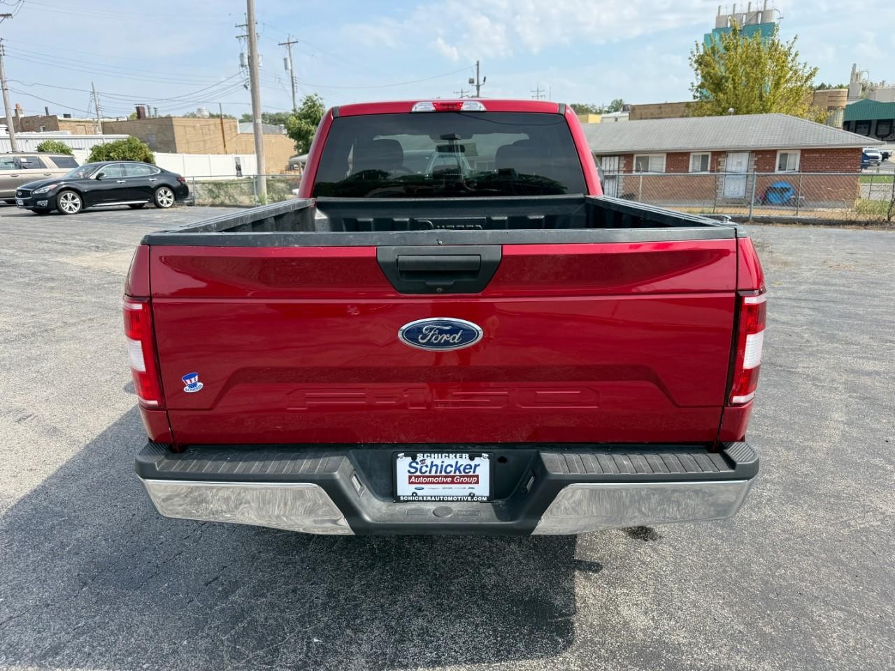 Ford F-150 Vehicle Full-screen Gallery Image 08