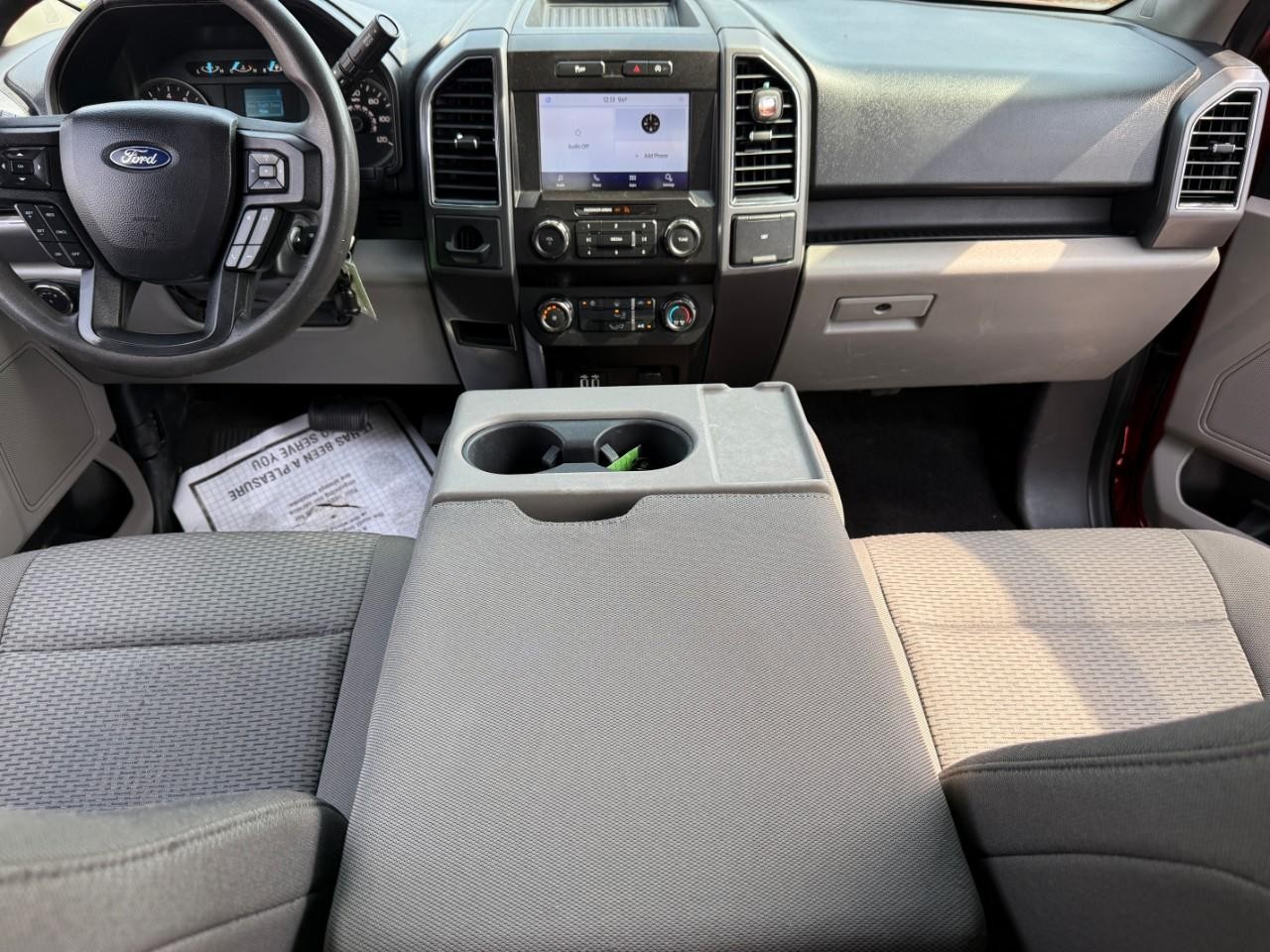 Ford F-150 Vehicle Full-screen Gallery Image 11