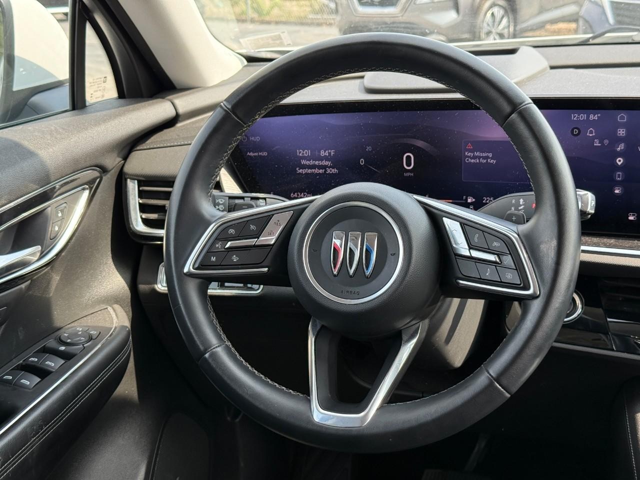 Buick Envision Vehicle Full-screen Gallery Image 12