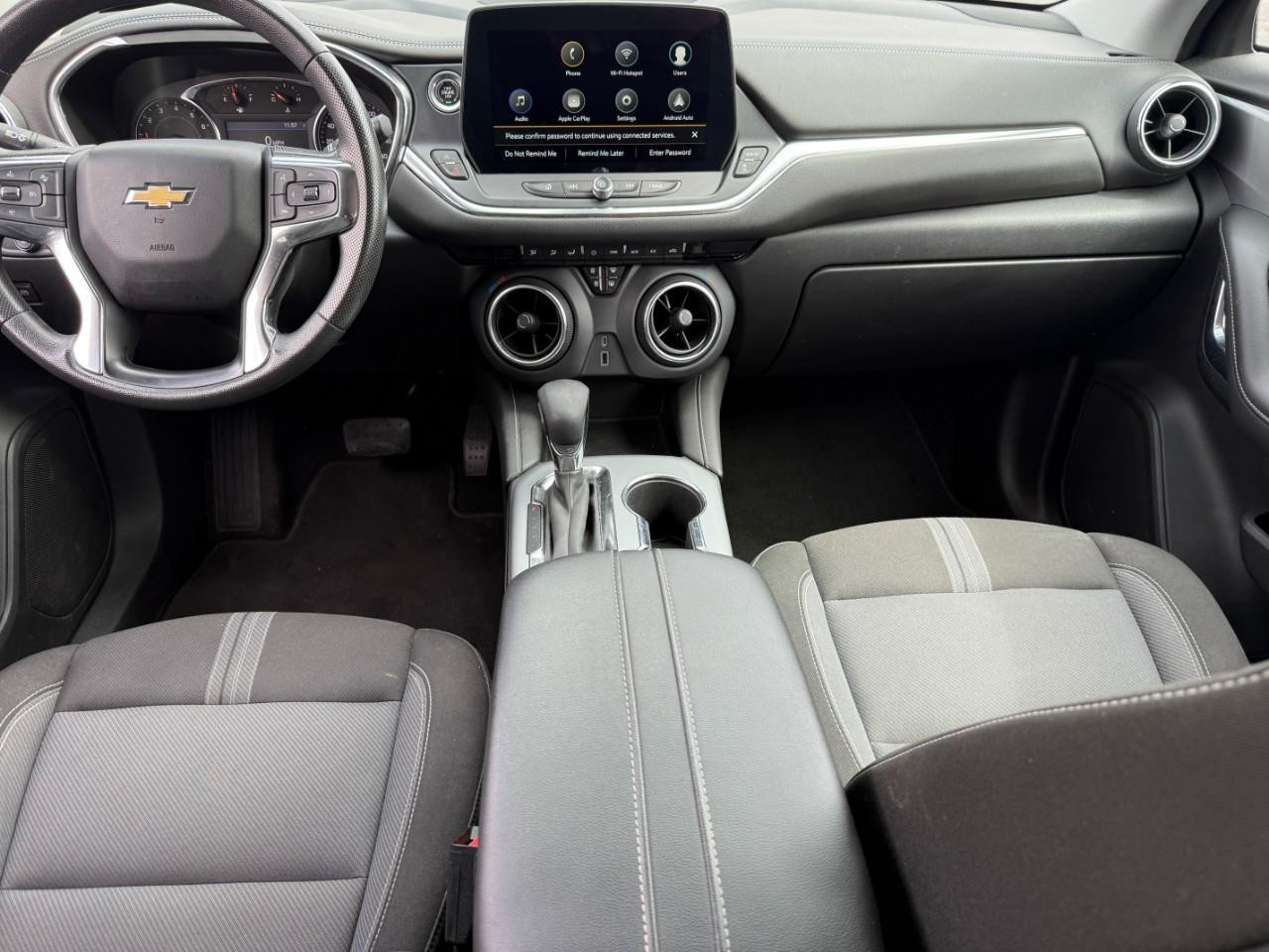 Chevrolet Blazer Vehicle Full-screen Gallery Image 07