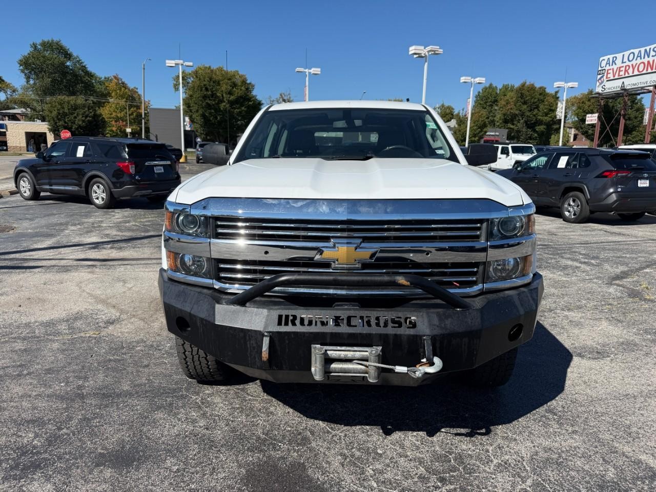 Chevrolet Silverado 2500HD Vehicle Full-screen Gallery Image 06