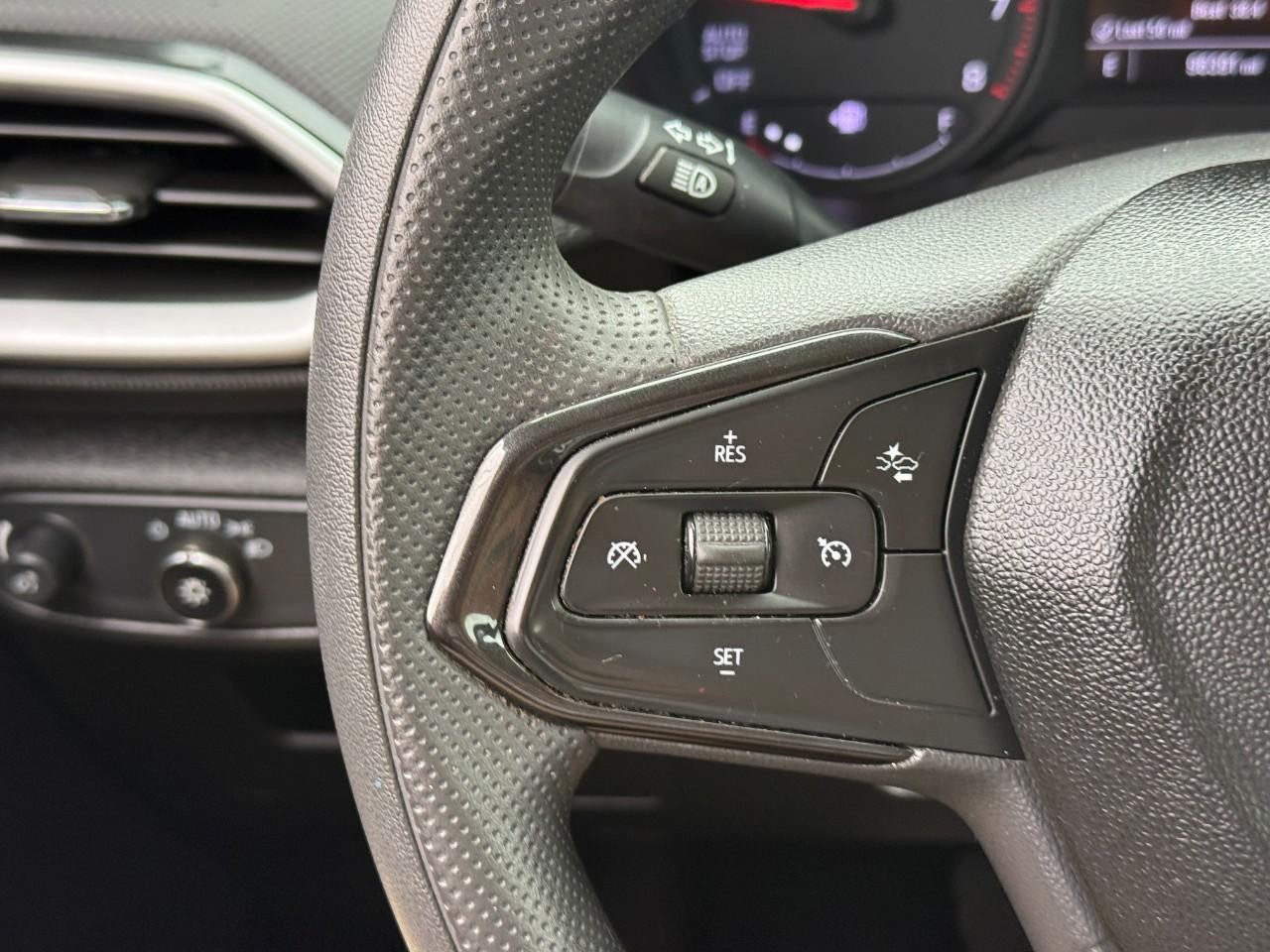 Chevrolet TrailBlazer Vehicle Full-screen Gallery Image 19