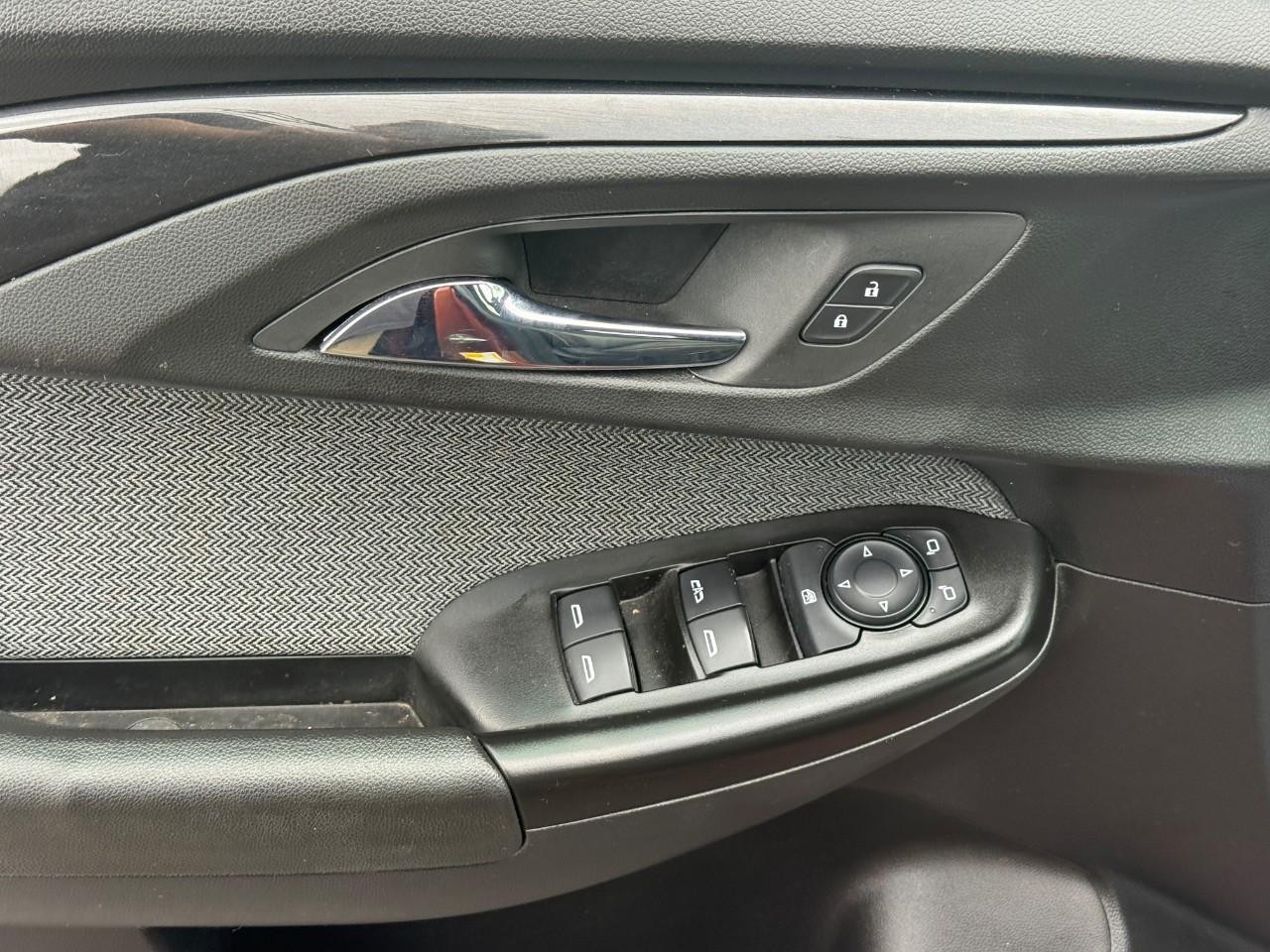 Chevrolet TrailBlazer Vehicle Full-screen Gallery Image 15