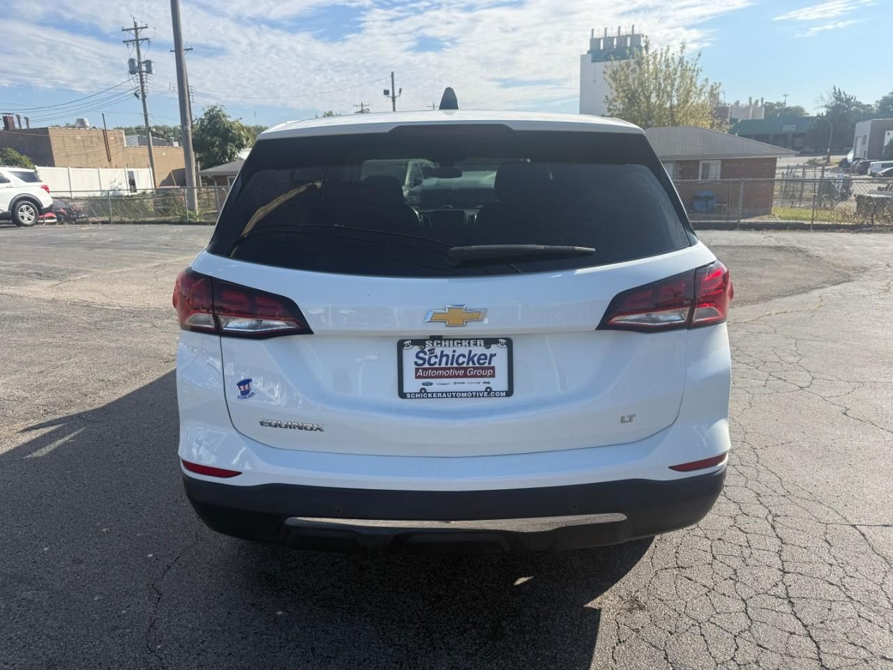 Chevrolet Equinox Vehicle Full-screen Gallery Image 08