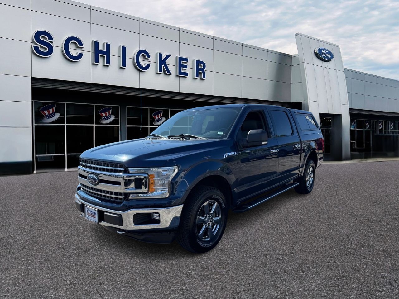 Ford F-150 Vehicle Full-screen Gallery Image 04