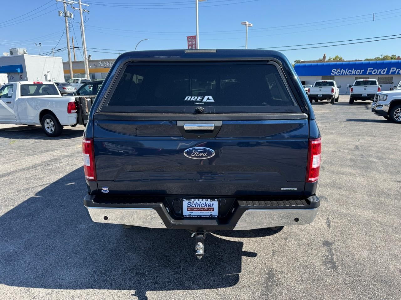 Ford F-150 Vehicle Full-screen Gallery Image 08