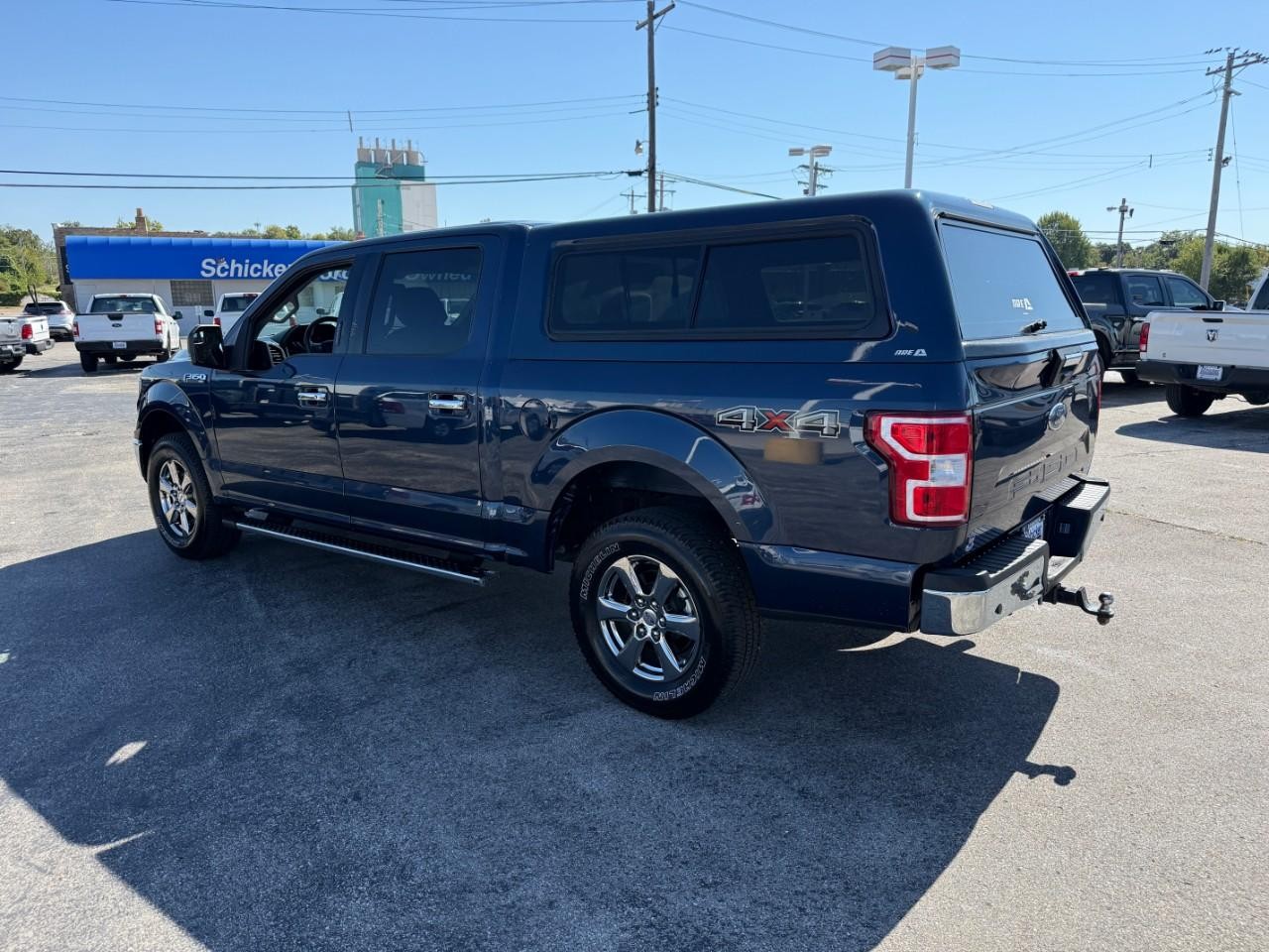 Ford F-150 Vehicle Full-screen Gallery Image 09