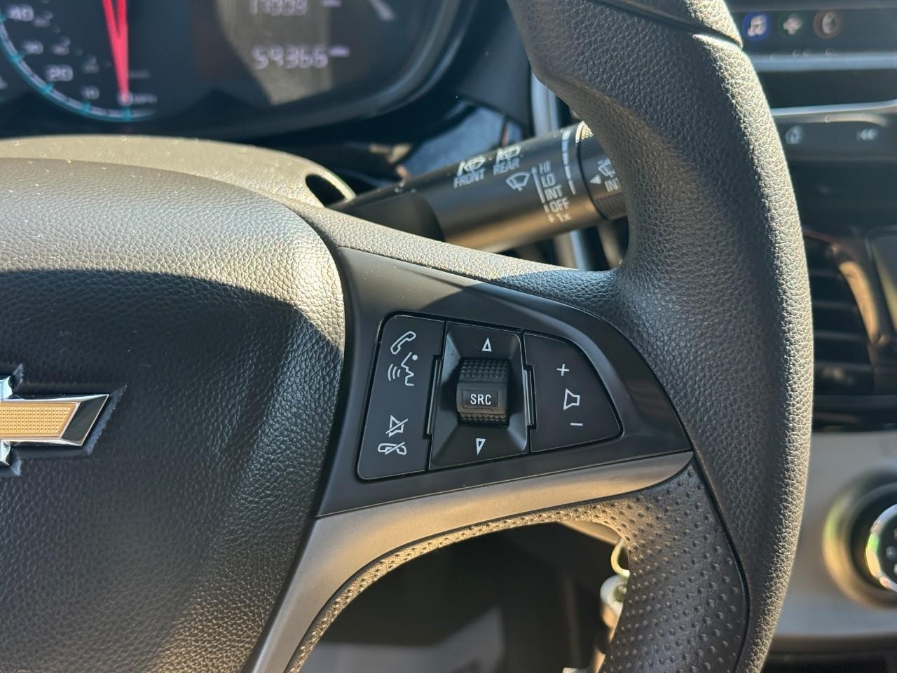 Chevrolet Spark Vehicle Full-screen Gallery Image 19