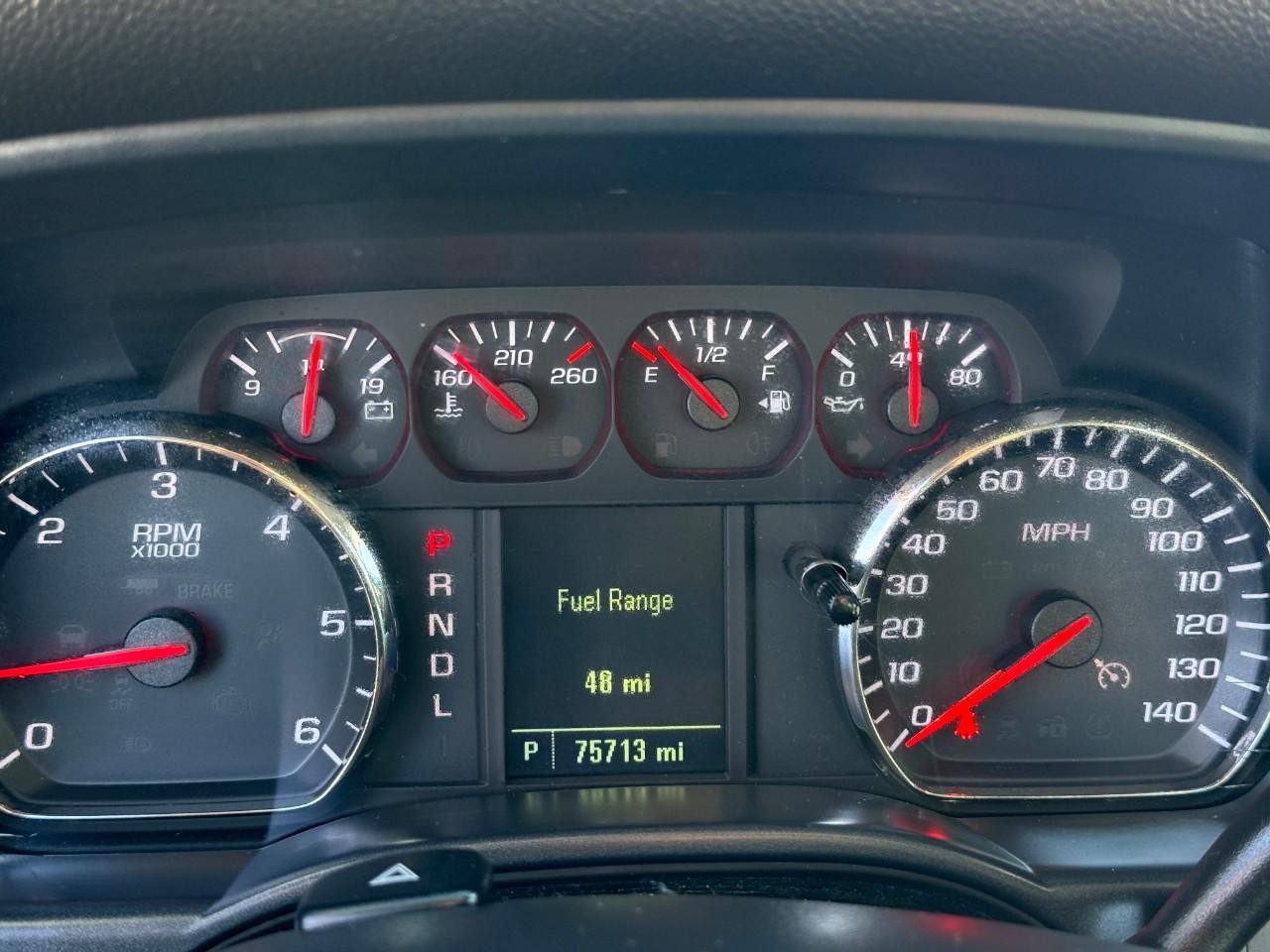 Chevrolet Silverado 1500 Vehicle Full-screen Gallery Image 15