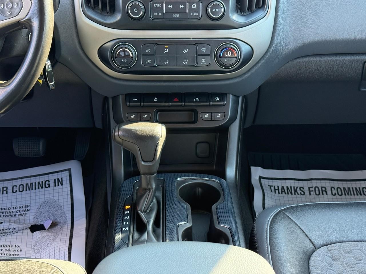 Chevrolet Colorado Vehicle Full-screen Gallery Image 15