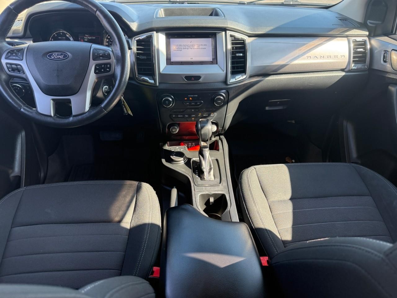 Ford Ranger Vehicle Full-screen Gallery Image 11