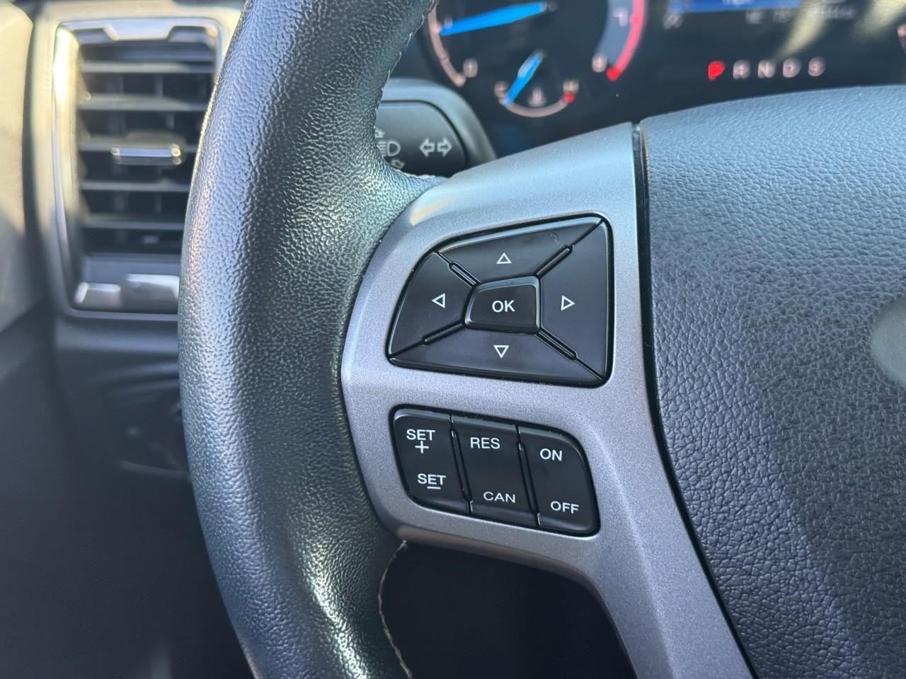 Ford Ranger Vehicle Full-screen Gallery Image 19