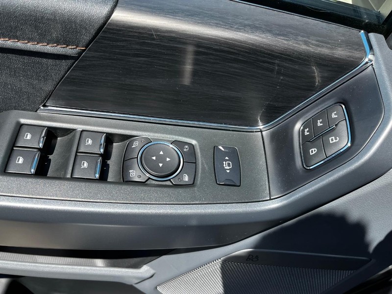 Ford F-150 Vehicle Image 08