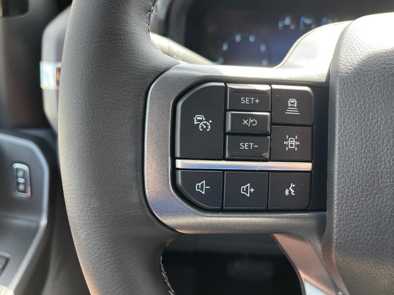 Ford F-150 Vehicle Image 11