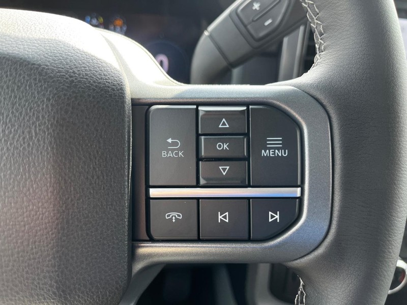 Ford F-150 Vehicle Image 12