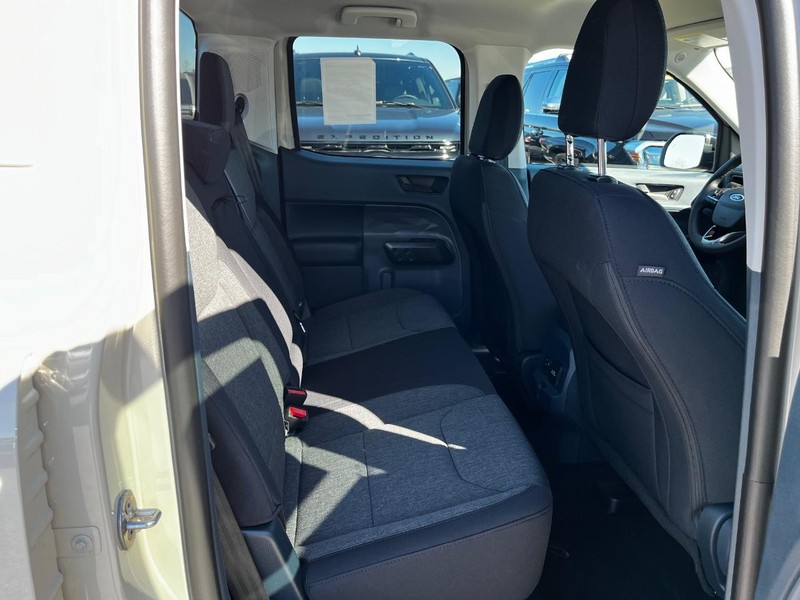 Ford Maverick Vehicle Image 04