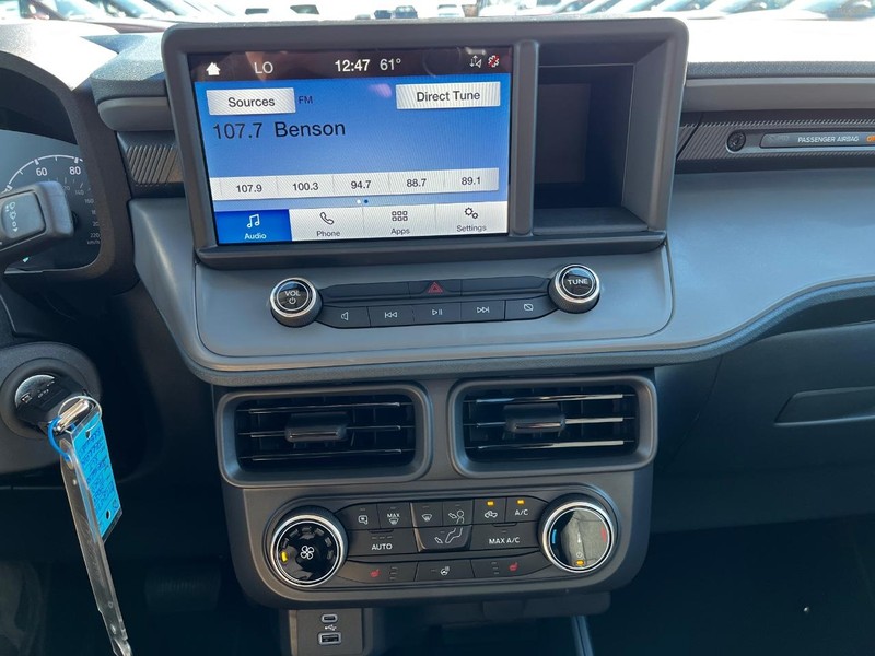 Ford Maverick Vehicle Image 14
