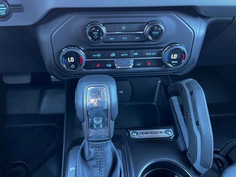 Ford Bronco Vehicle Image 13