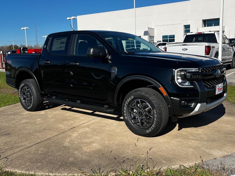 Ford Ranger Vehicle Image 02
