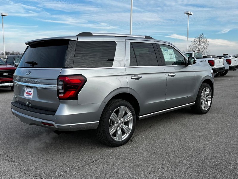 Ford Expedition Vehicle Image 03
