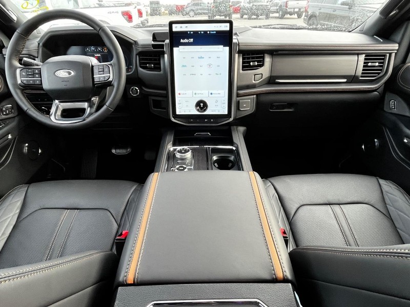 Ford Expedition Vehicle Image 08