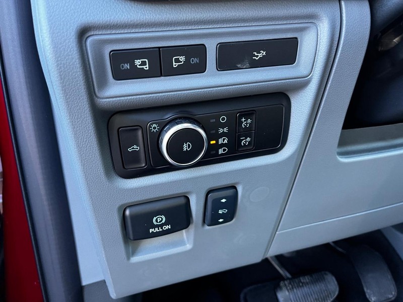 Ford F-150 Vehicle Image 11