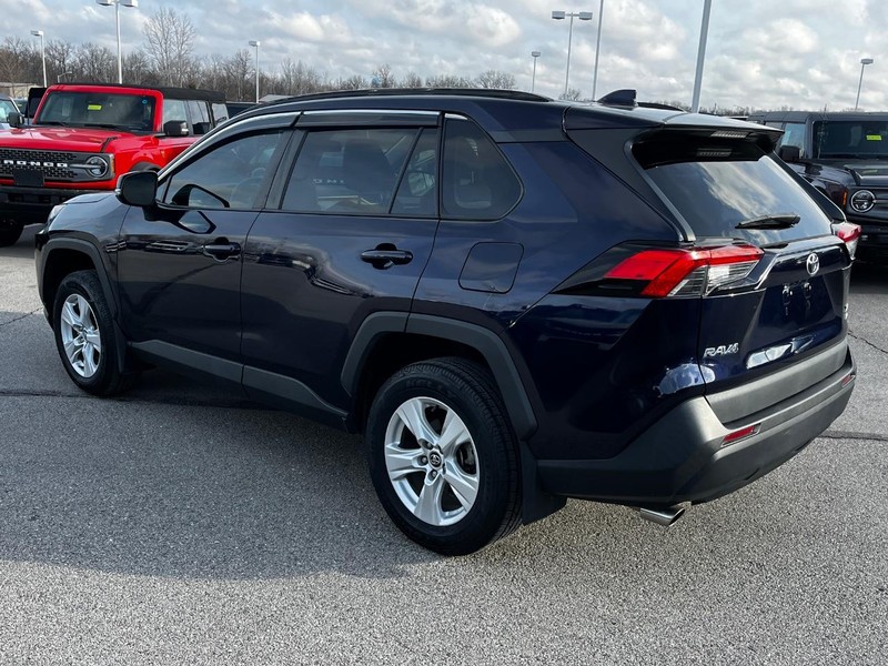 Toyota RAV4 Vehicle Image 06