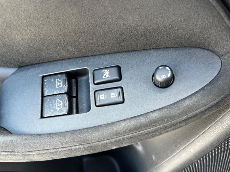 Nissan 370Z Vehicle Image 09