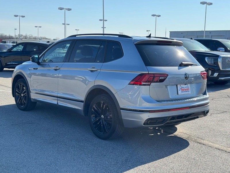 Volkswagen Tiguan Vehicle Image 06