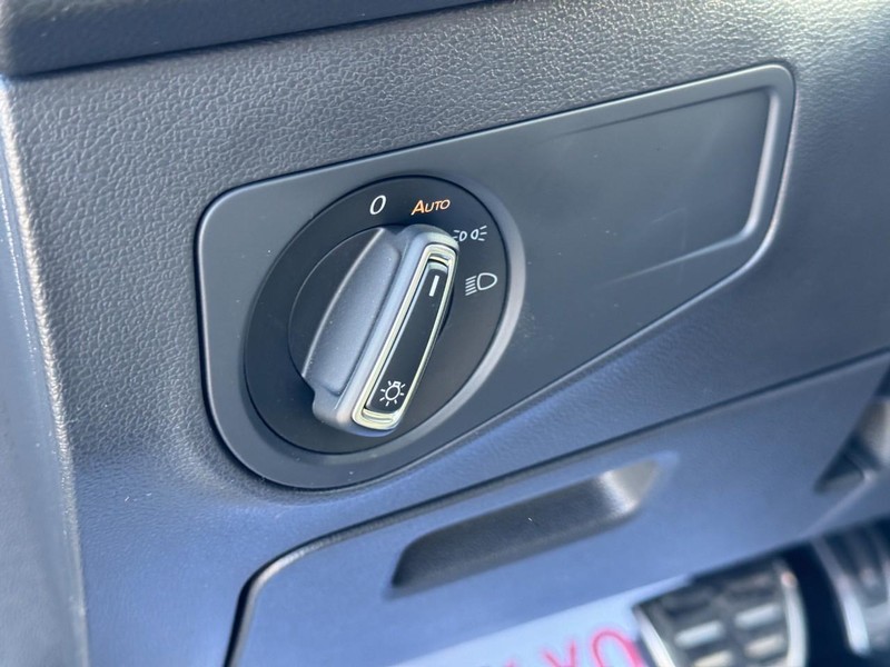 Volkswagen Tiguan Vehicle Image 17