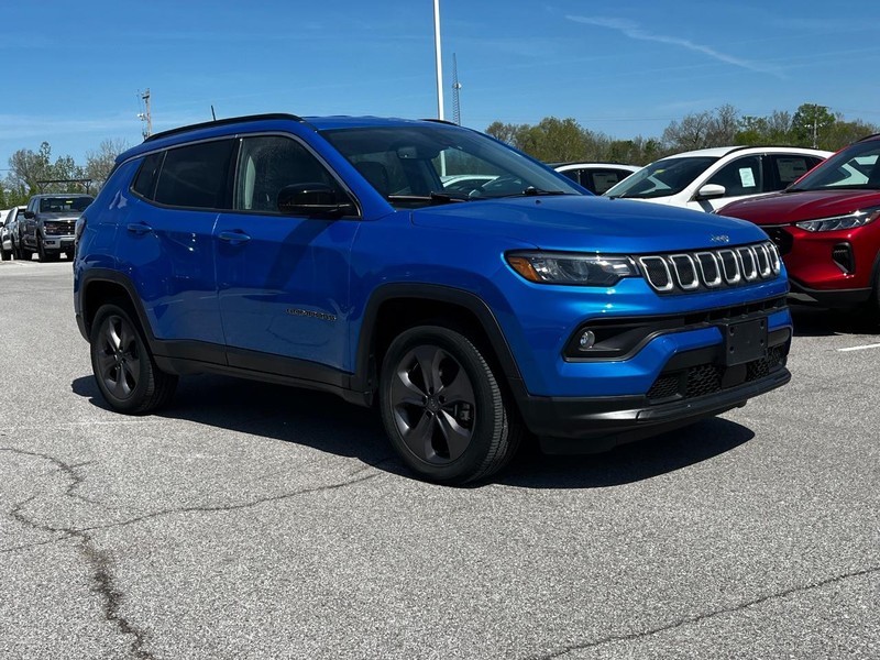 Jeep Compass Vehicle Image 02