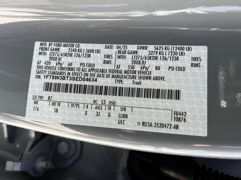 Ford Super Duty F-350 SRW Vehicle Image 17