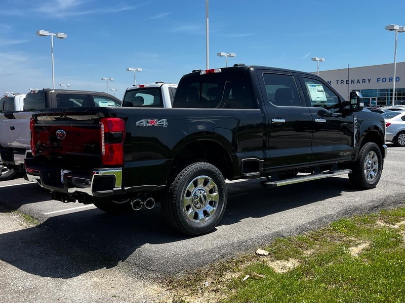 Ford Super Duty F-250 SRW Vehicle Image 03