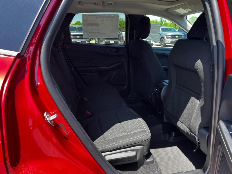 Ford Escape Vehicle Image 04