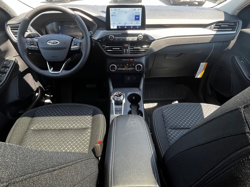 Ford Escape Vehicle Image 06