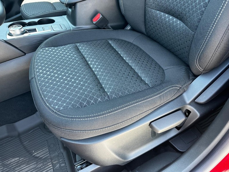 Ford Escape Vehicle Image 10