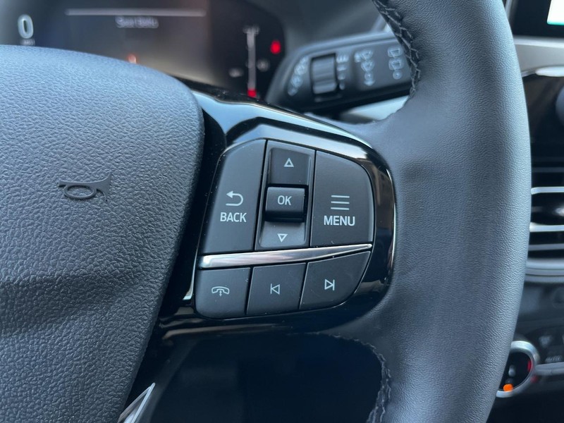 Ford Escape Vehicle Image 12