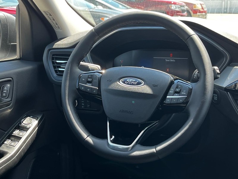 Ford Escape Vehicle Image 06