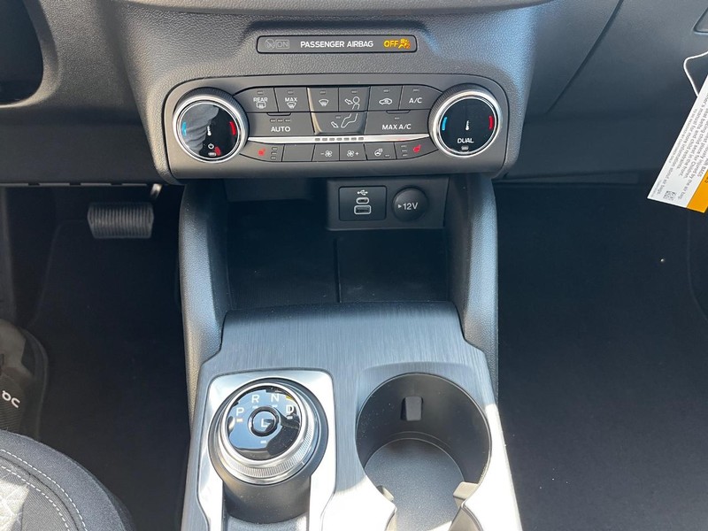 Ford Escape Vehicle Image 13