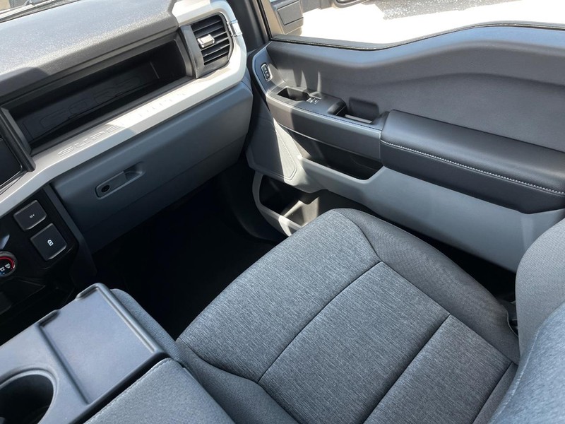 Ford Super Duty F-250 SRW Vehicle Image 07