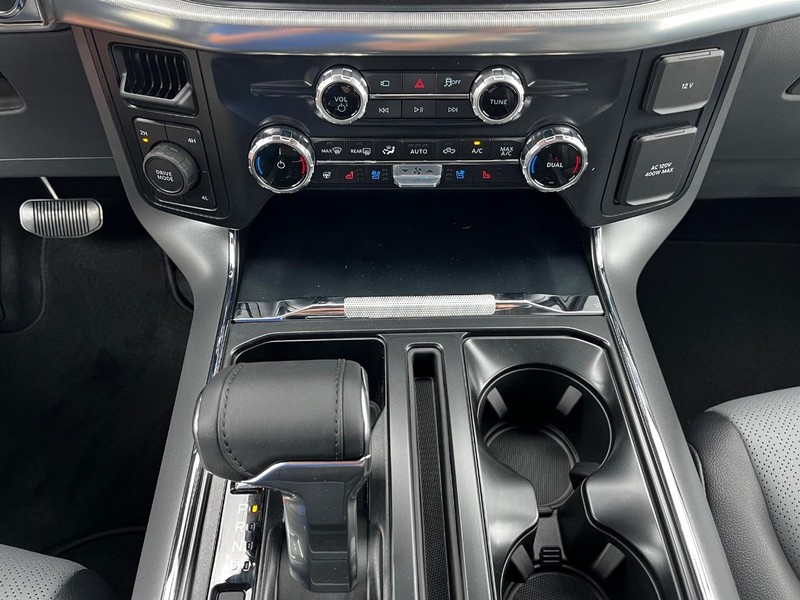 Ford F-150 Vehicle Image 16