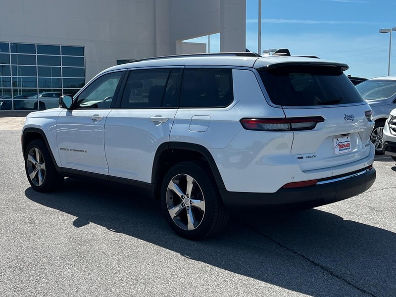 Jeep Grand Cherokee L Vehicle Image 06