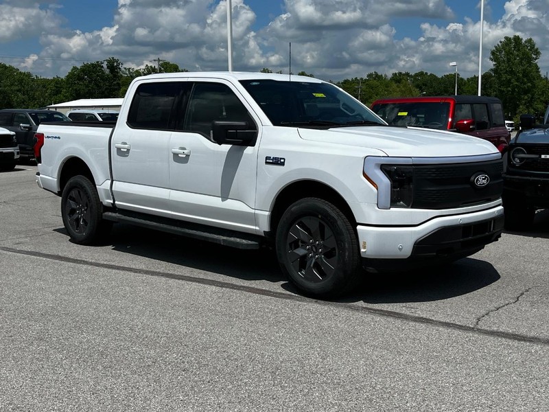 Ford F-150 Lightning Vehicle Image 02