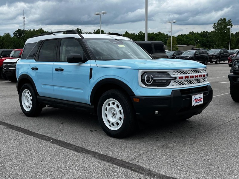 Ford Bronco Sport Vehicle Image 02