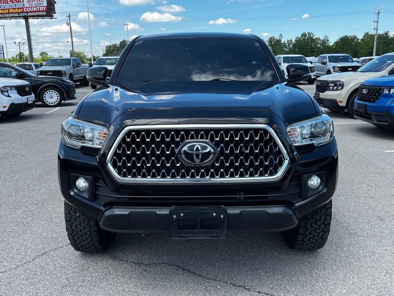 Toyota Tacoma 4WD Vehicle Image 09
