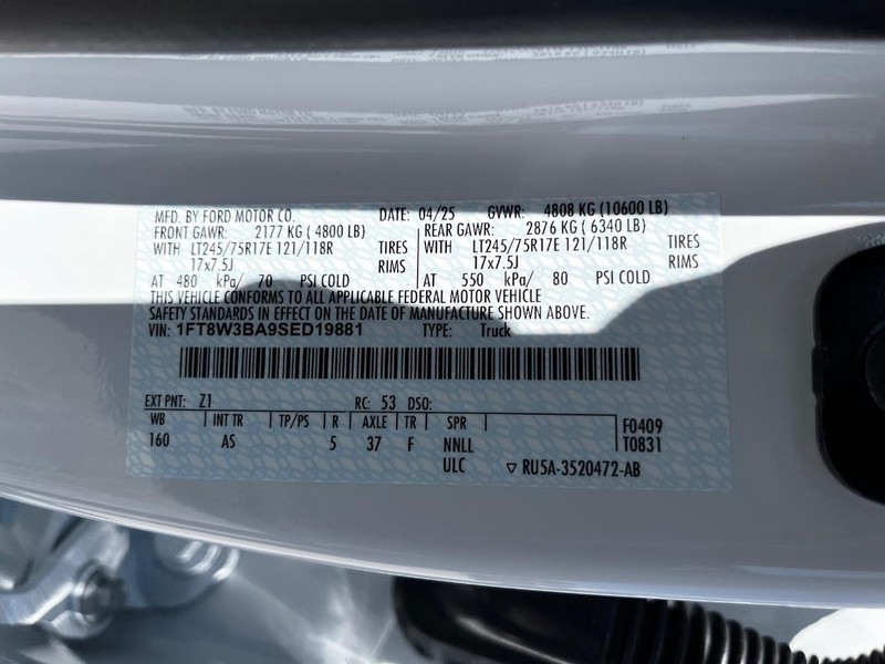 Ford Super Duty F-350 SRW Vehicle Image 15